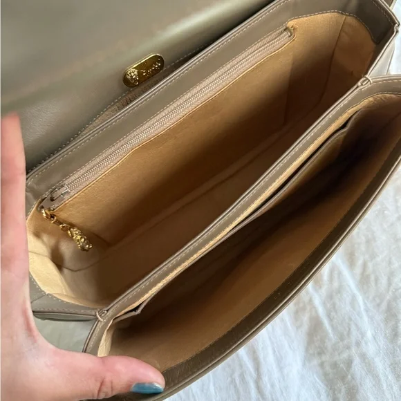 Vintage Gucci Shoulder Bag - Picture 12 of 12